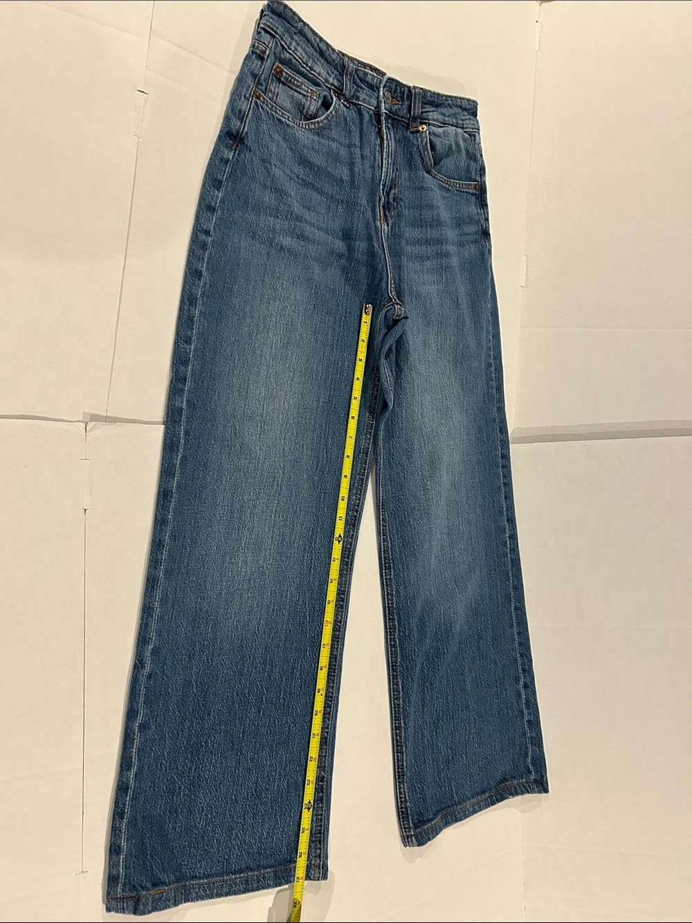 H&M wide leg Jean size 8